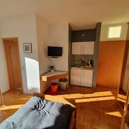 Apartment Abm 16