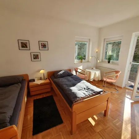 Abm 16 Apartment *